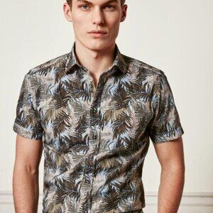 𝅺SAND Copenhagen 8012 Simon N ST Light Camel Short Sleeve Button Down Shirt